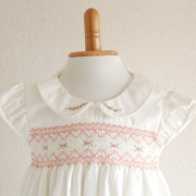 スモッキング刺繍ワンピース　